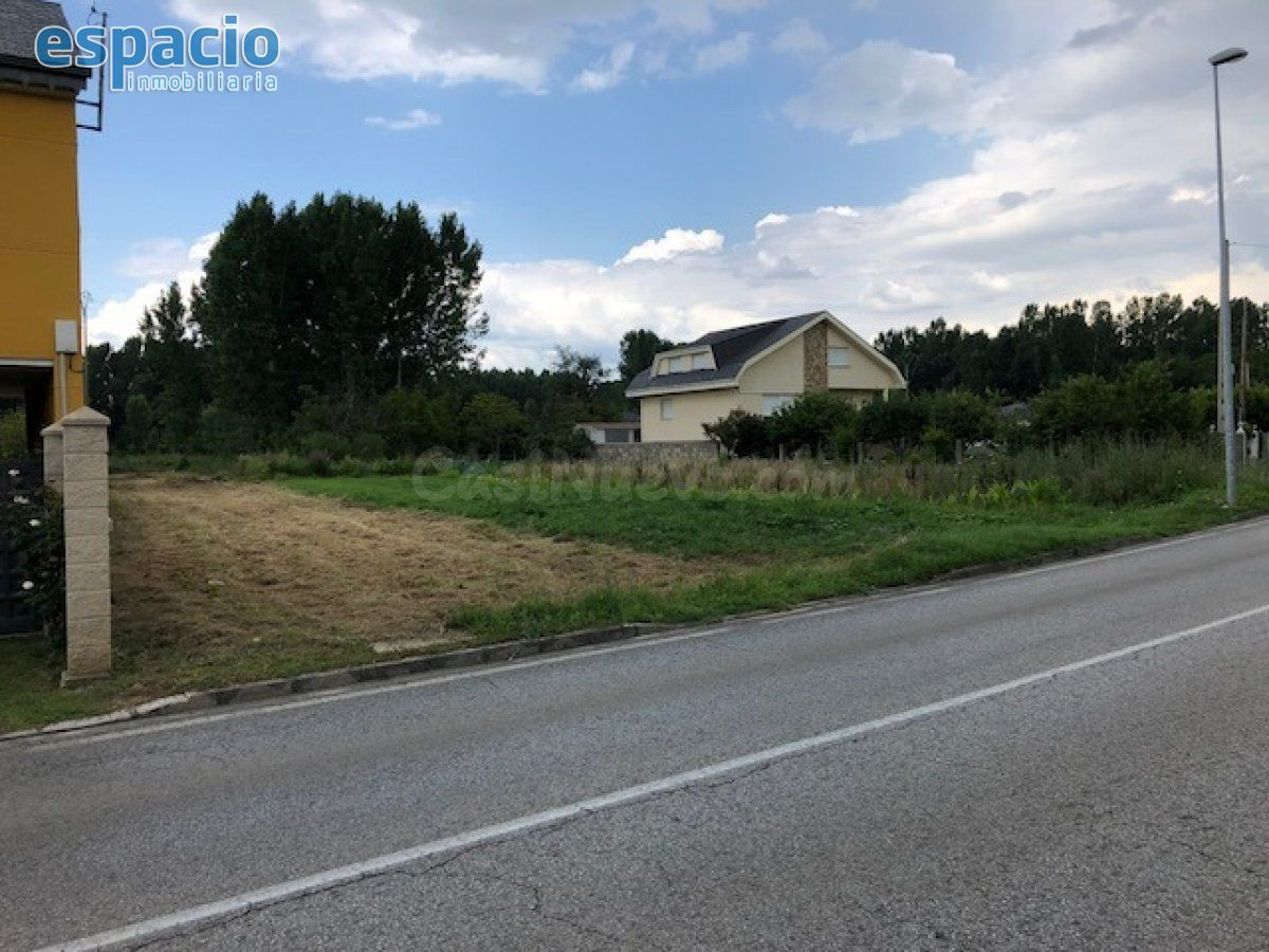 VENTA FINCA URBANA EN DEHESAS