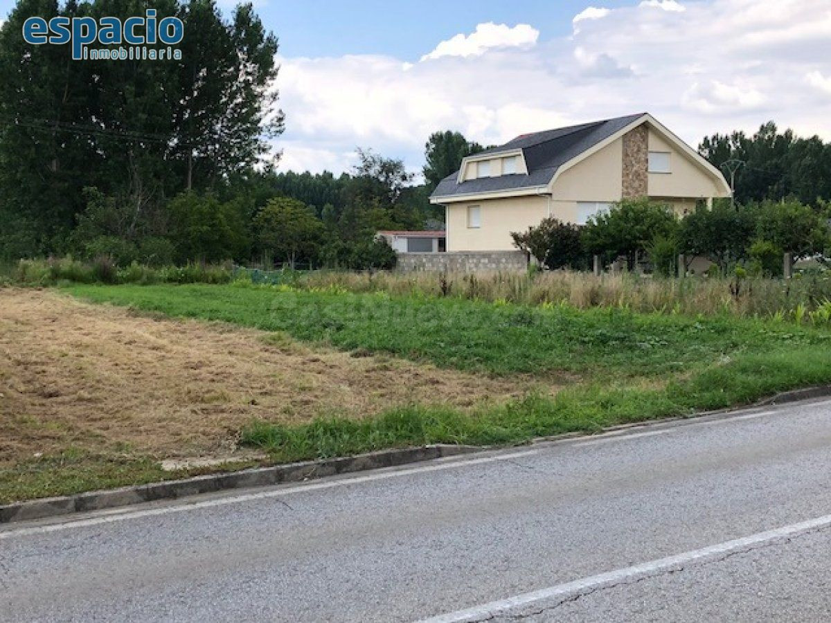 VENTA FINCA URBANA EN DEHESAS - foto 5