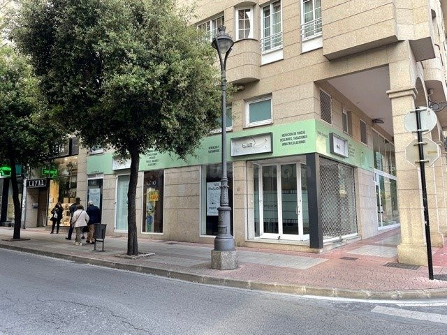 ALQUILER LOCAL ZONA CENTRO
