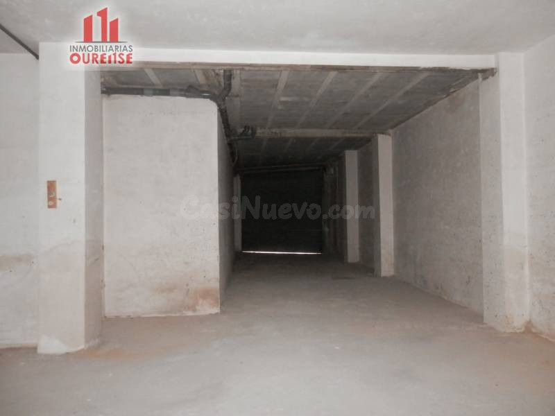 CÉNTRICO LOCAL COMERCIAL CON ENTRADA POR DOS CALLES - foto 3