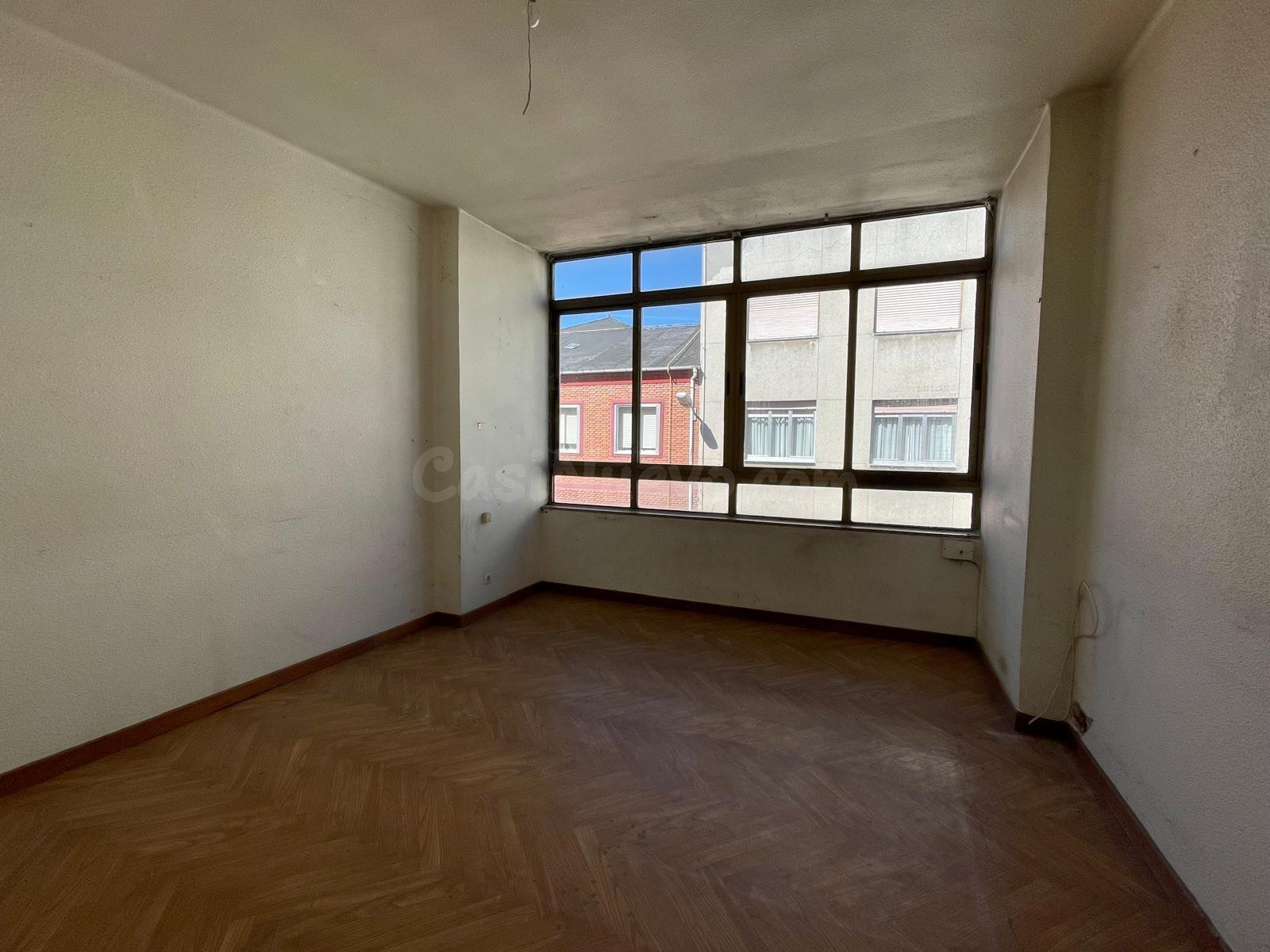 Piso 3 habitaciones 104m² en venta - Flores del sil - foto 2