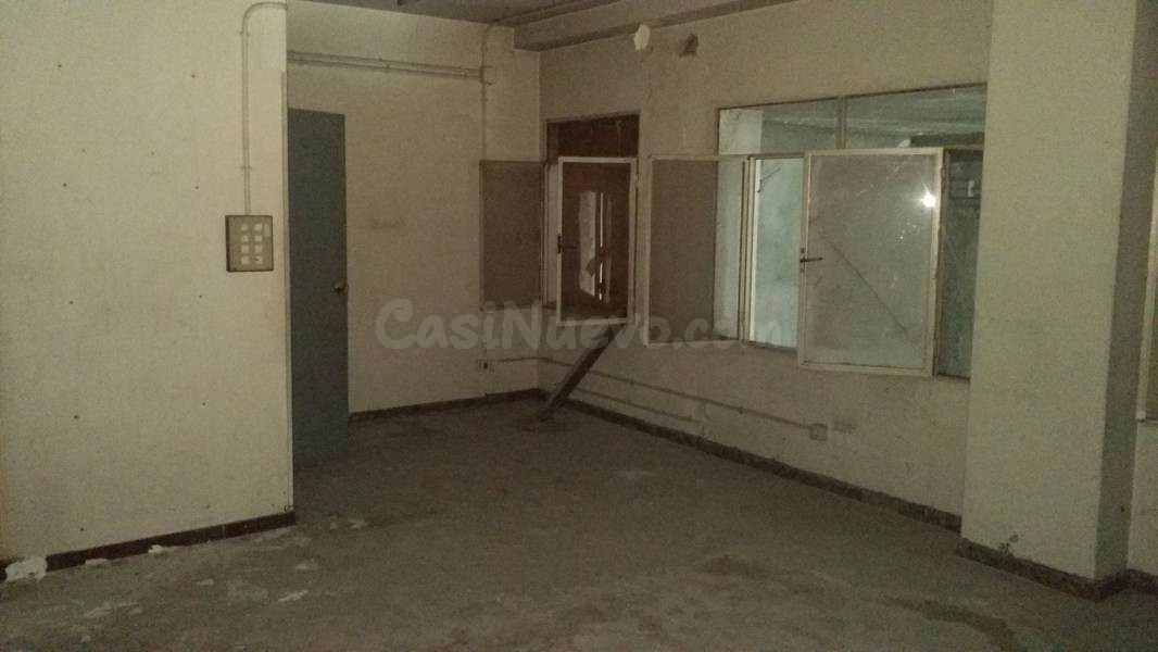 LOCAL COMERCIAL EN EL VEINTIUNO - foto 5