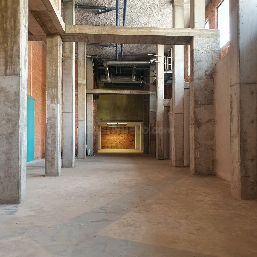 Local en alquiler con gran potencial para uso sanitario, cow - foto 2