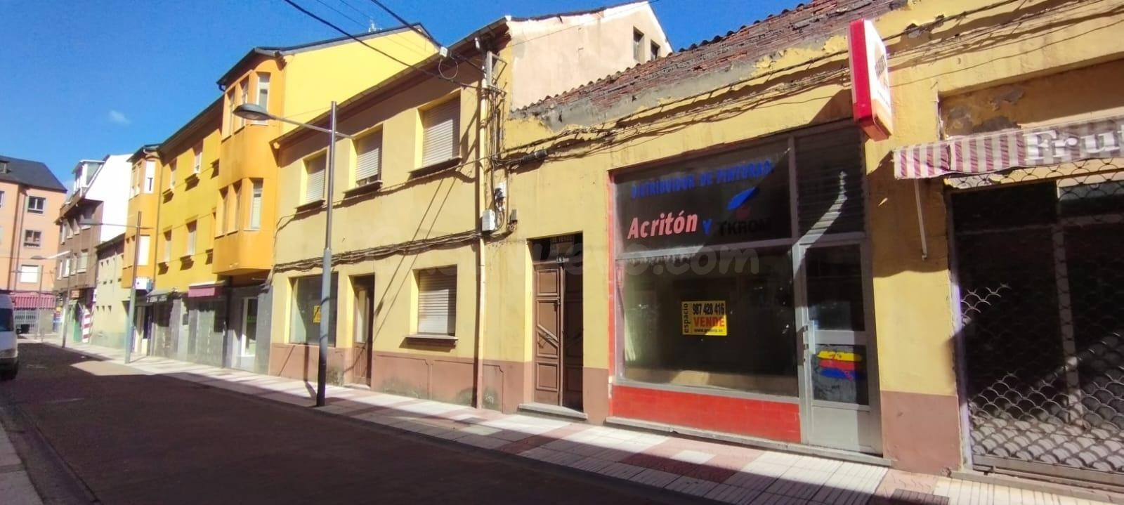 SE VENDE CASA ZONA CENTRO DE BEMBIBRE