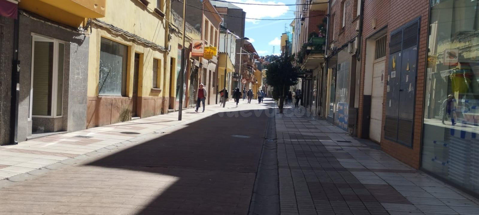 SE VENDE CASA ZONA CENTRO DE BEMBIBRE - foto 3