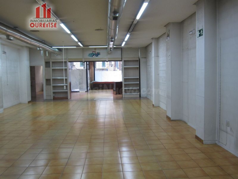 LOCAL COMERCIAL ACONDICIONADO PROXIMO A LAS BURGAS - foto 4