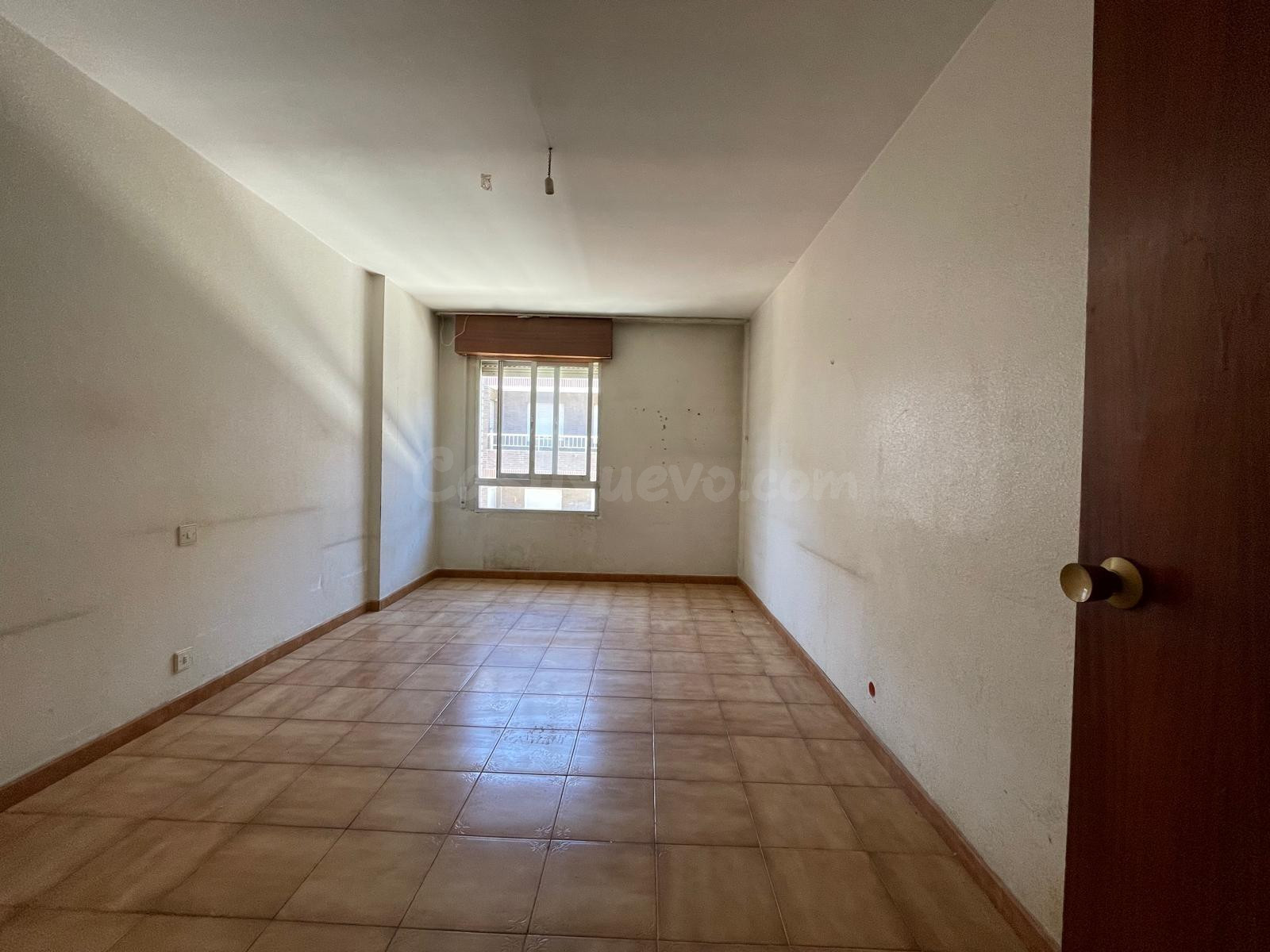 VENTA PISO EN VEGA DE ESPINAREDA - foto 5