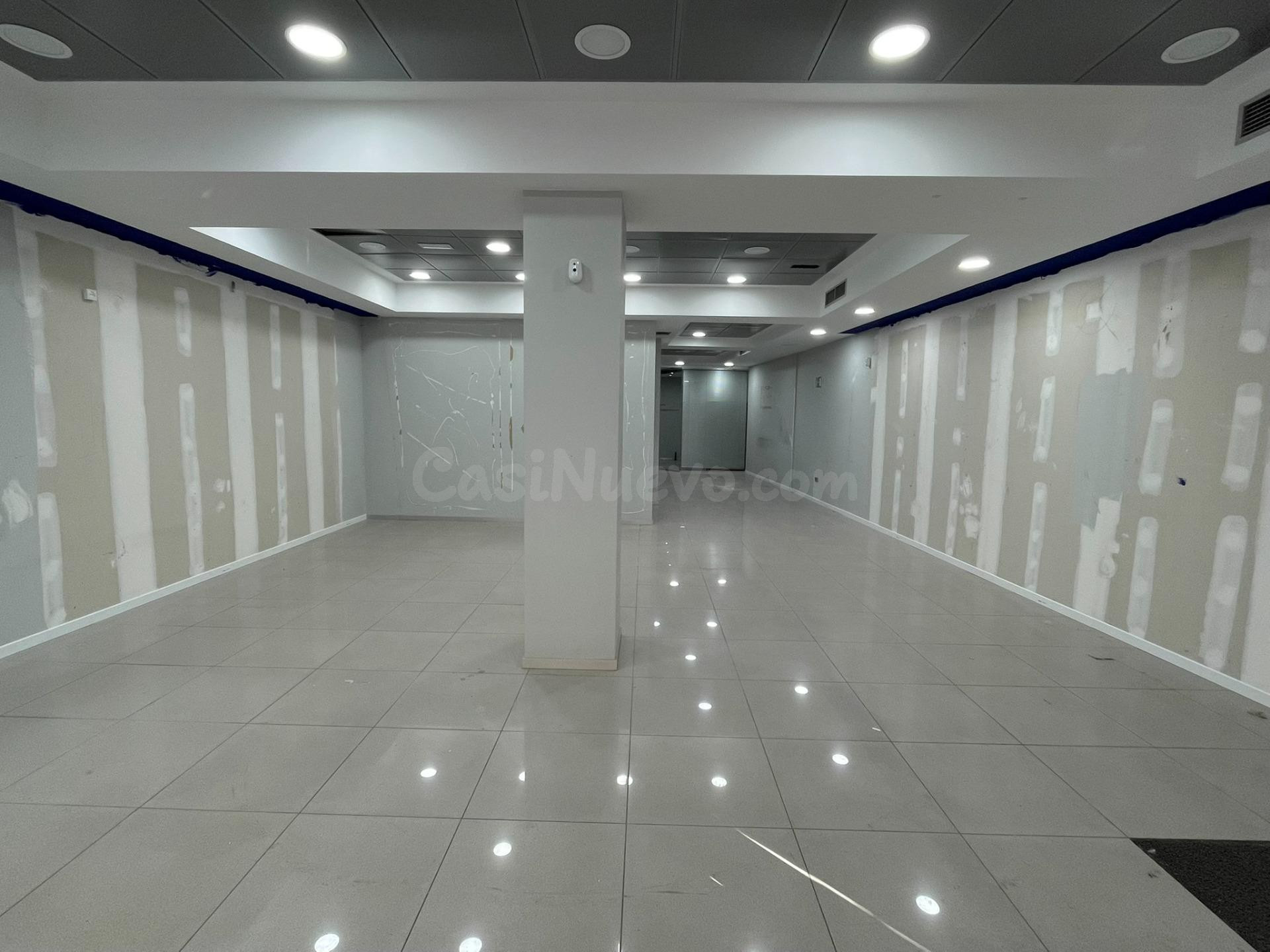 ALQUILER LOCAL COMERCIAL EN EL CENTRO DE PONFERRADA - foto 2
