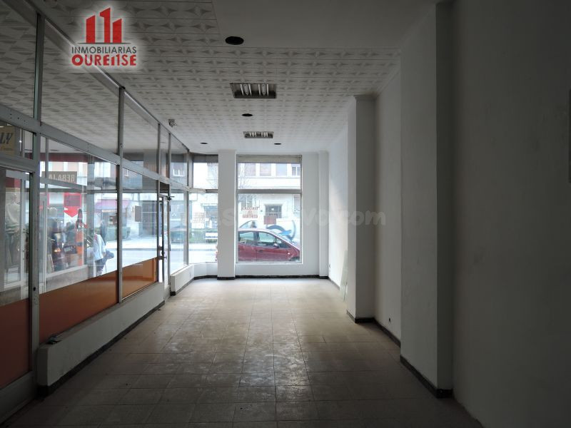 LOCAL COMERCIAL EN LA ZONA DEL POSIO - foto 2