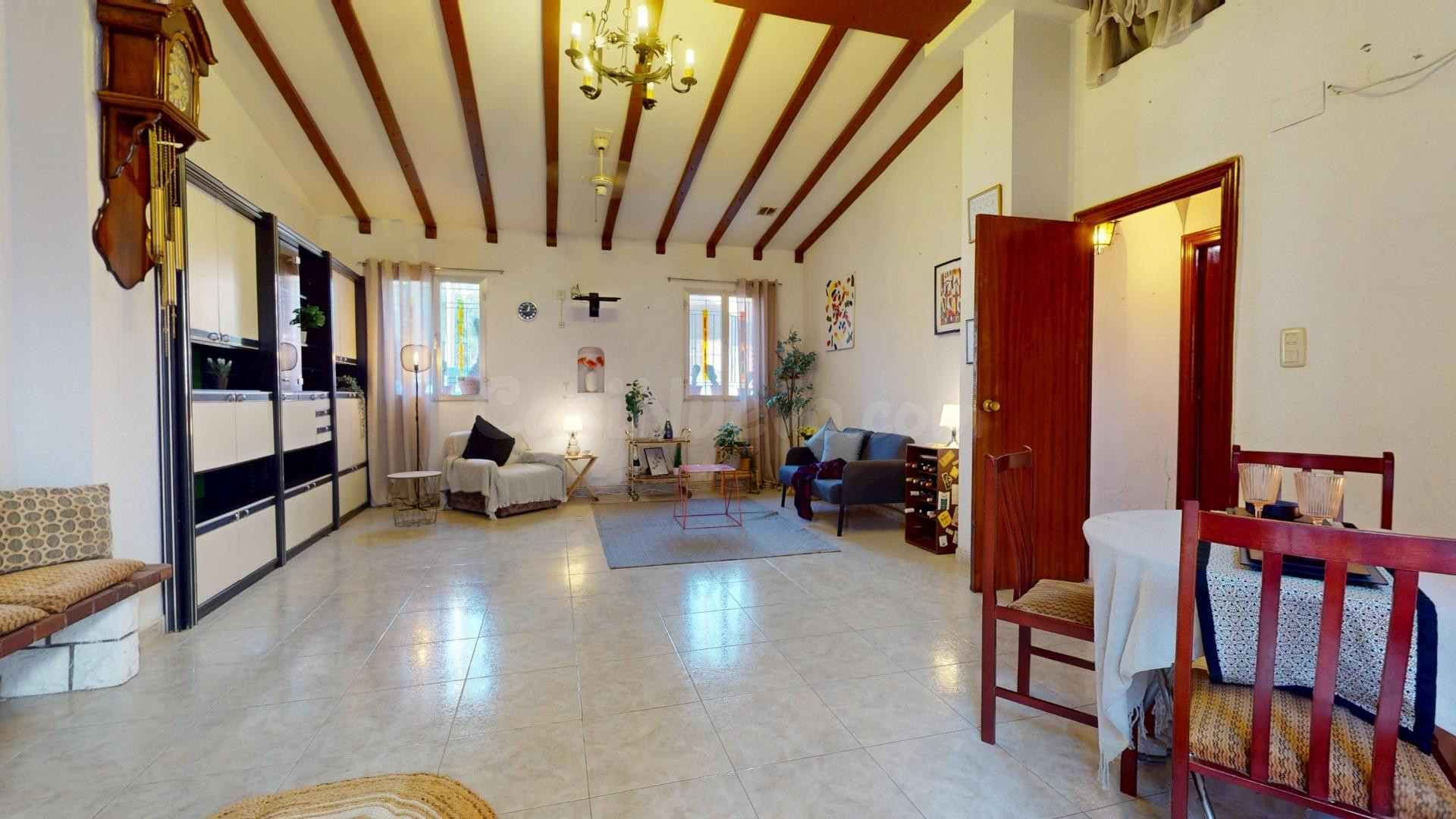 ¡Una casa con encanto y una terraza para disfrutarla! San Gr - foto 3
