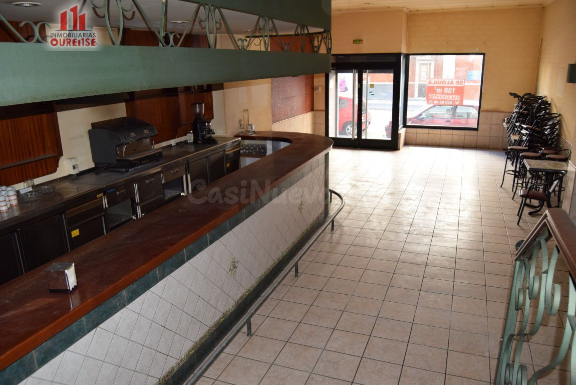 LOCAL COMERCIAL EN EL VEINTIUNO