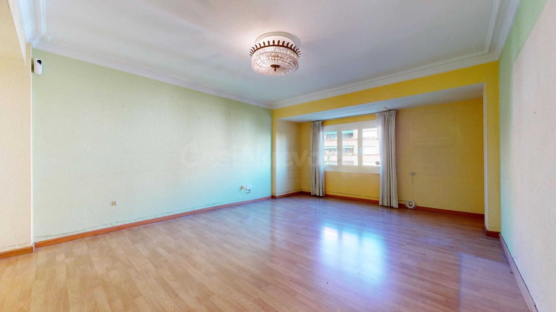 Piso luminoso y con infinitas posibilidades junto a Tenor Fl - foto 2