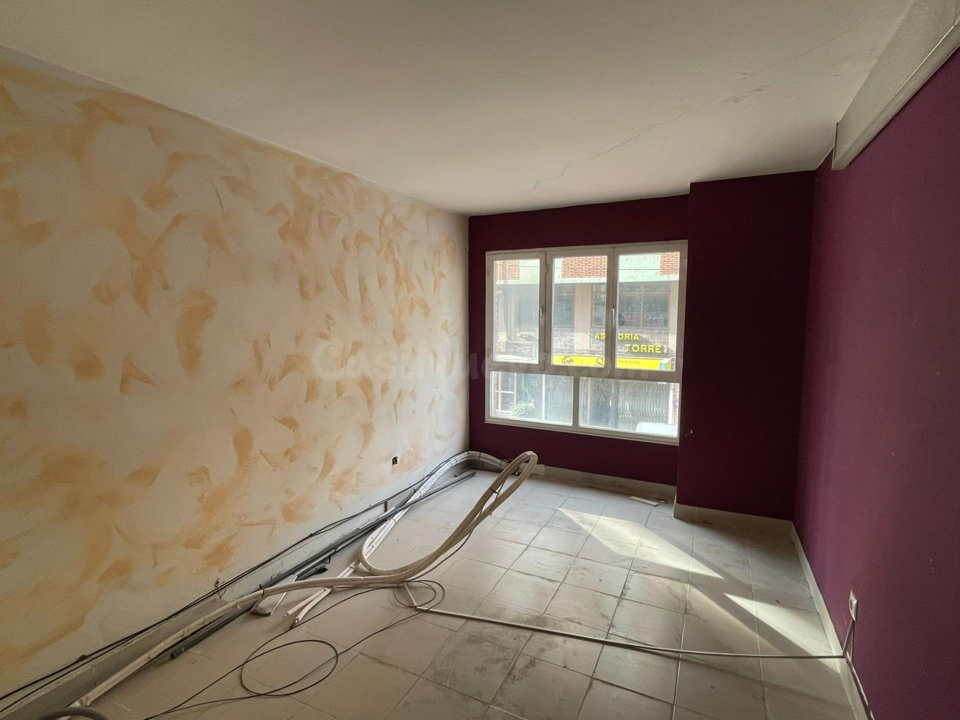 Venta local zona centro de Ponferrada - foto 4