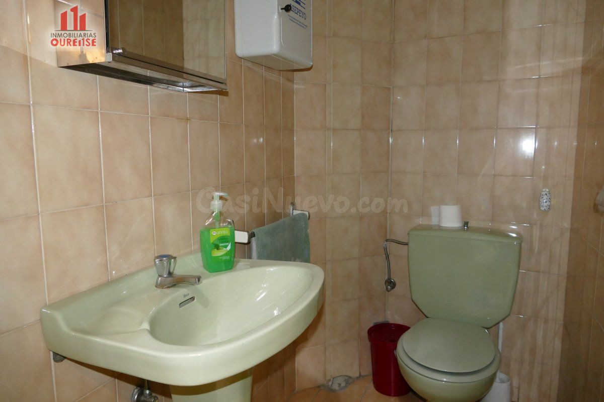 LOCAL COMERCIAL EN EL PARQUE DE SAN LÁZARO - foto 4