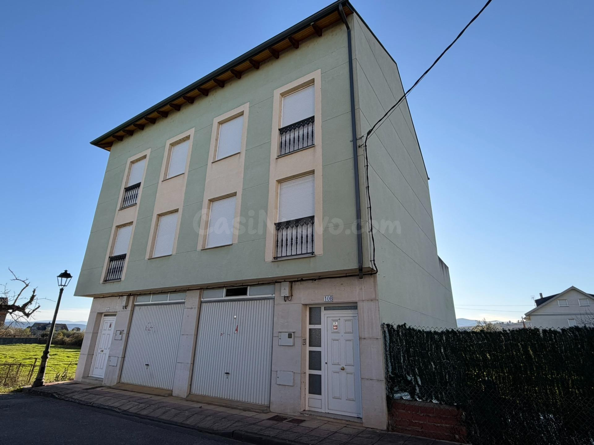 Edificio a la venta en Cacabelos