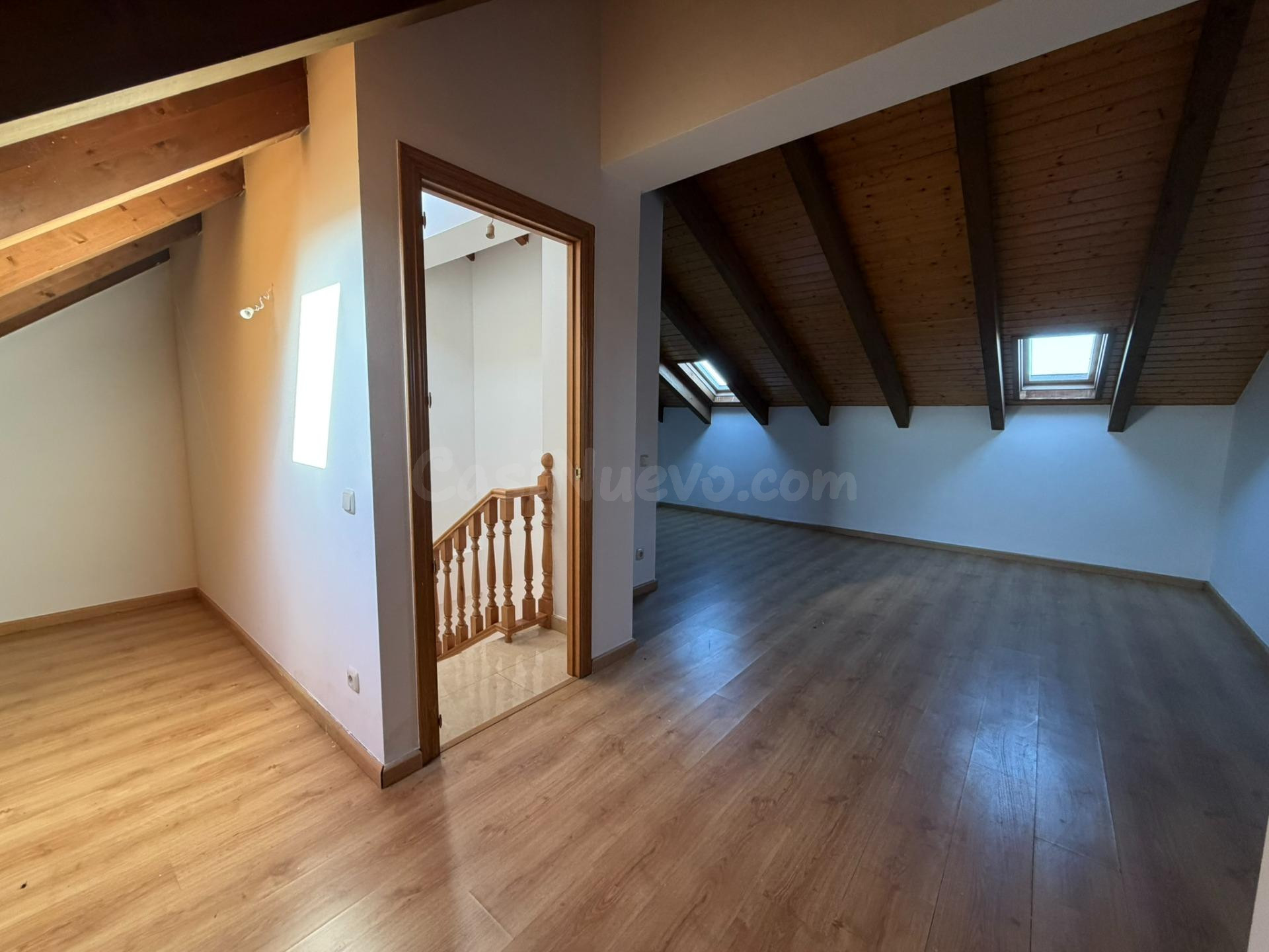 Edificio a la venta en Cacabelos - foto 3