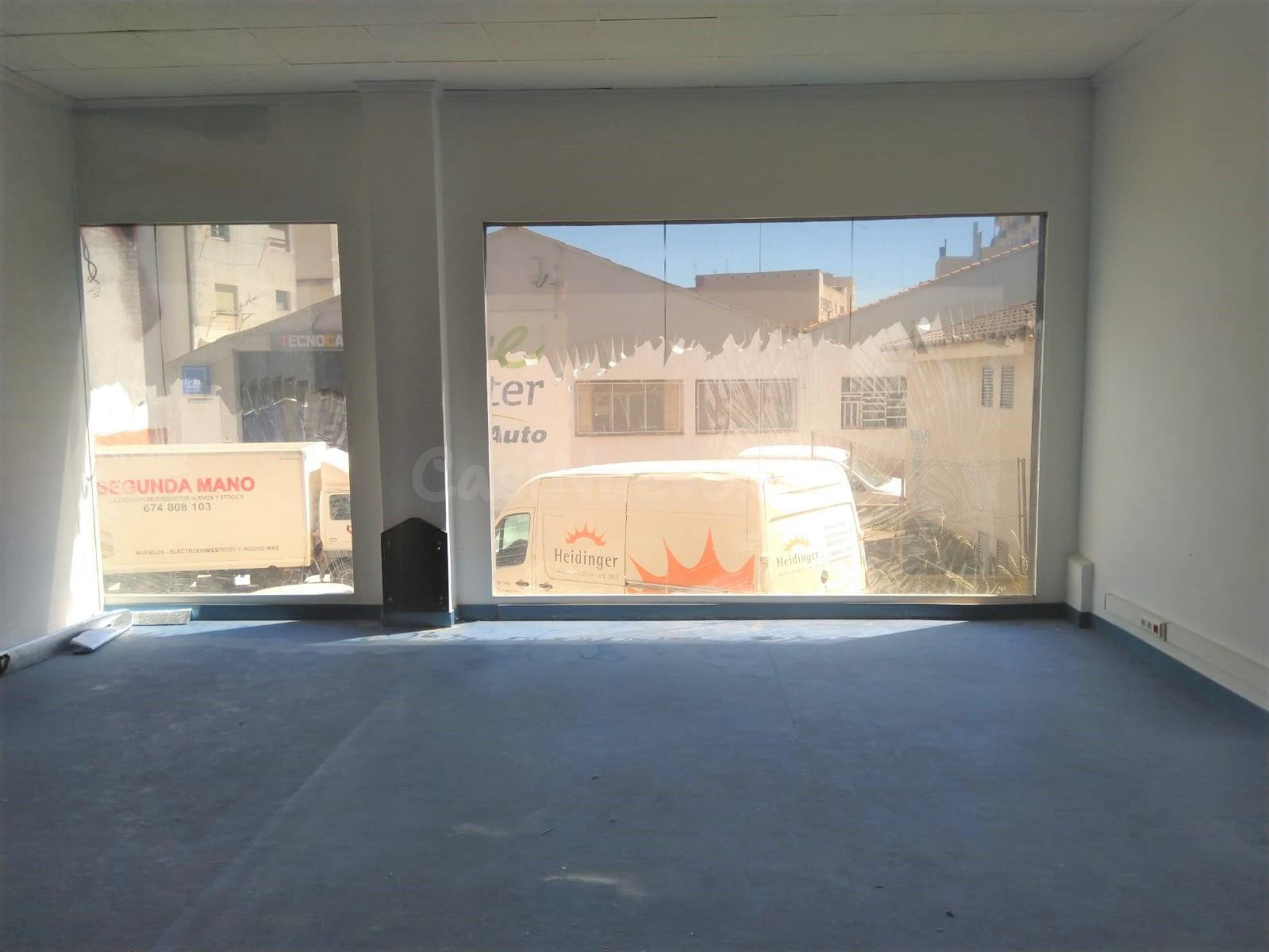 Local comercial 130m² en alquiler - Sant Josep - foto 4
