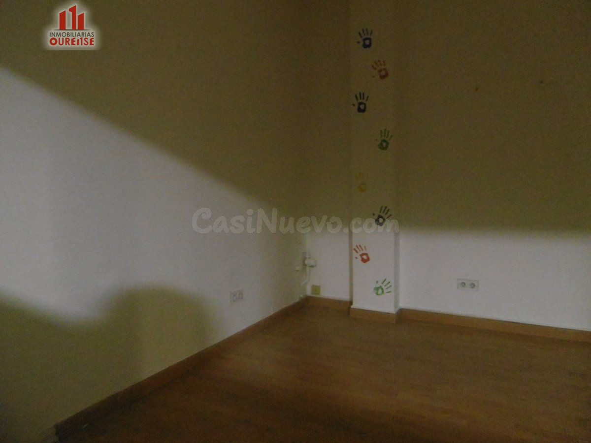 LOCAL COMERCIAL EN GALERÍAS EN EL CENTRO DE LA CIUDAD - foto 2