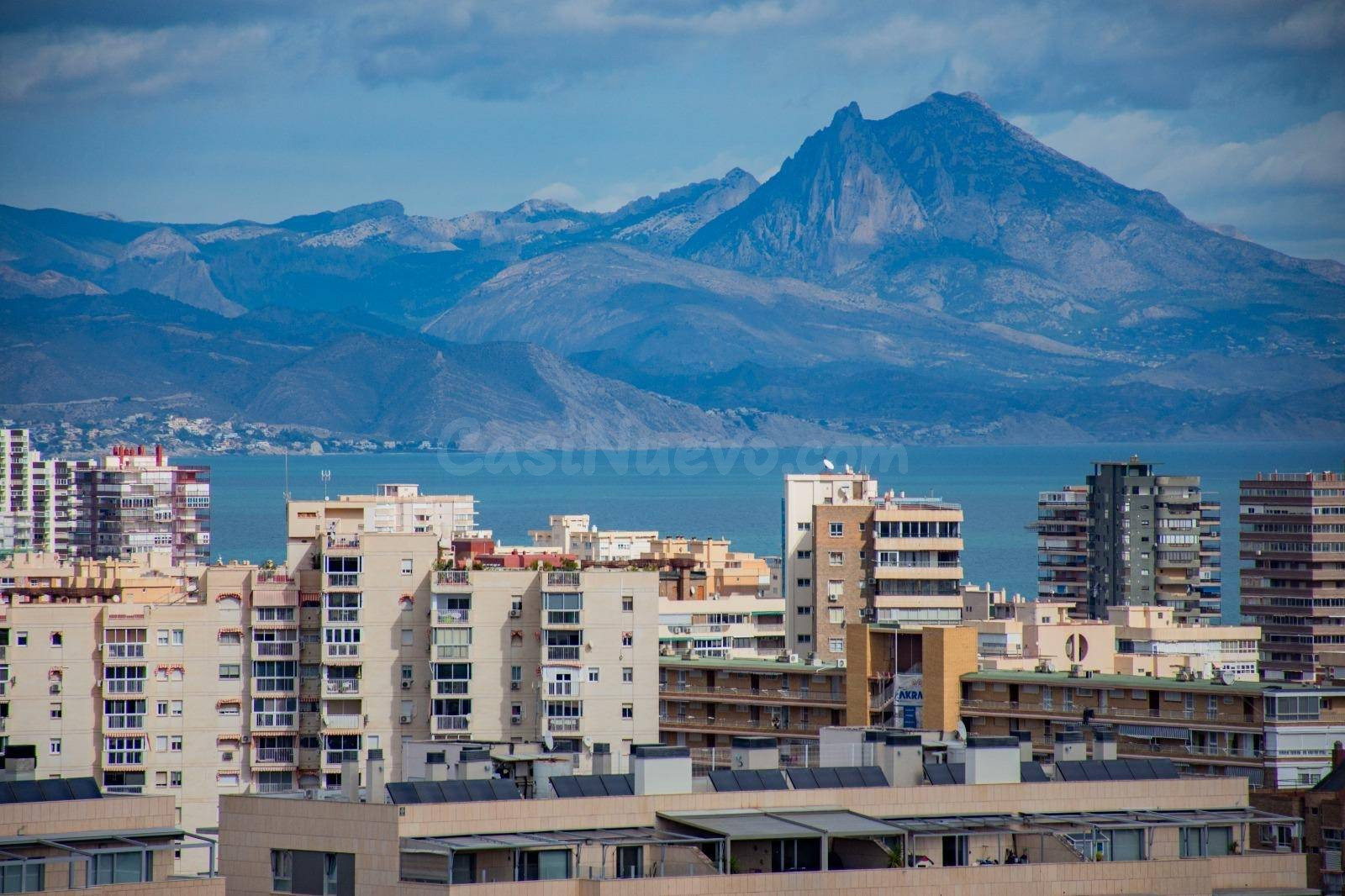 ATICO DUPLEX DE LUJO EN LA PLAYA DE SAN JUAN