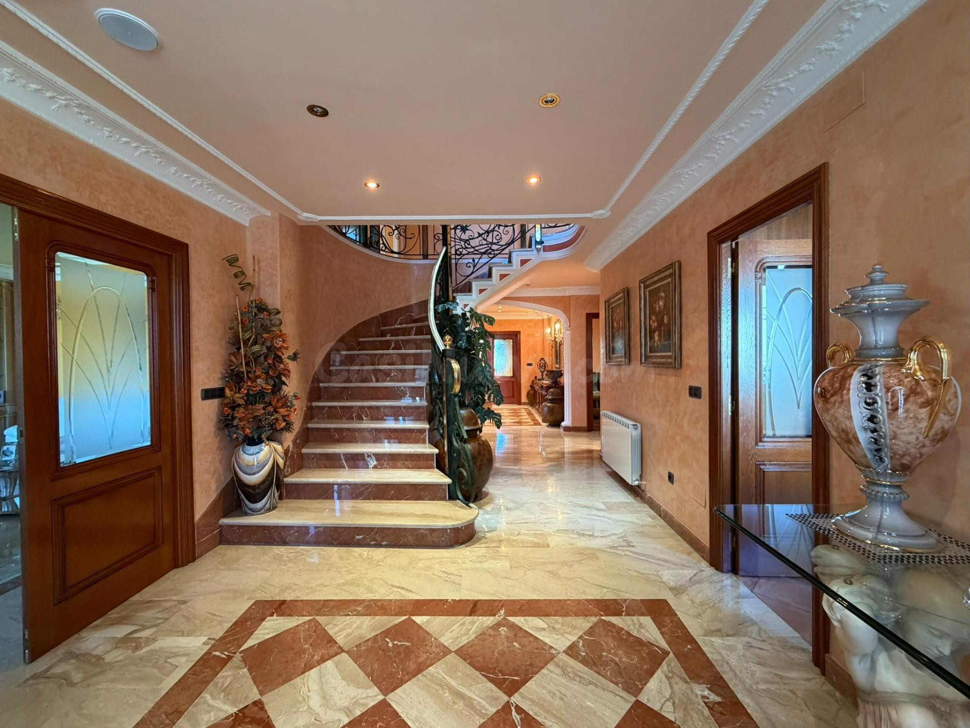 Venta chalet en Cacabelos - foto 4