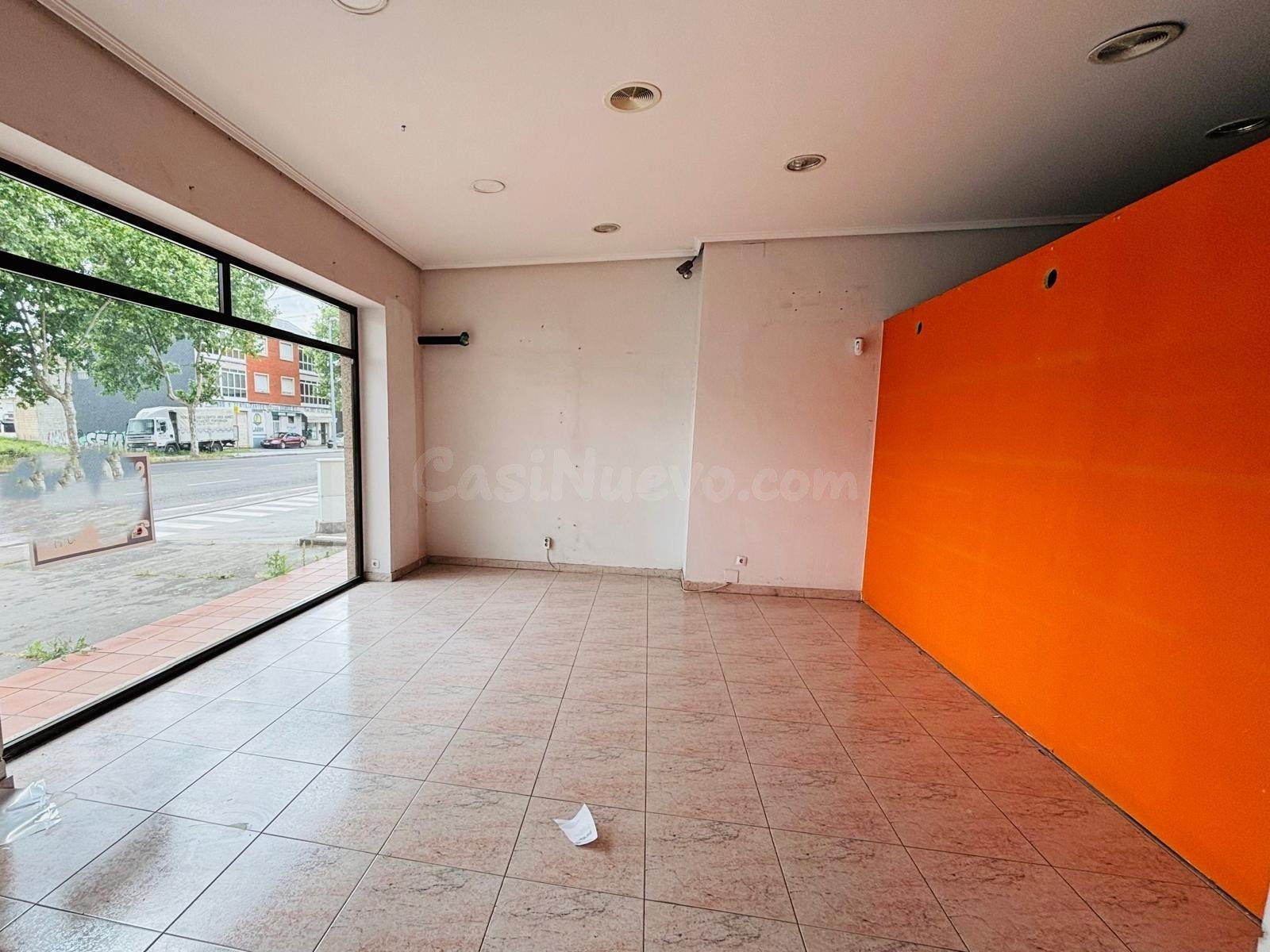 ALQUILER LOCAL COMERCIAL ZONA COLUMBRIANOS - foto 3