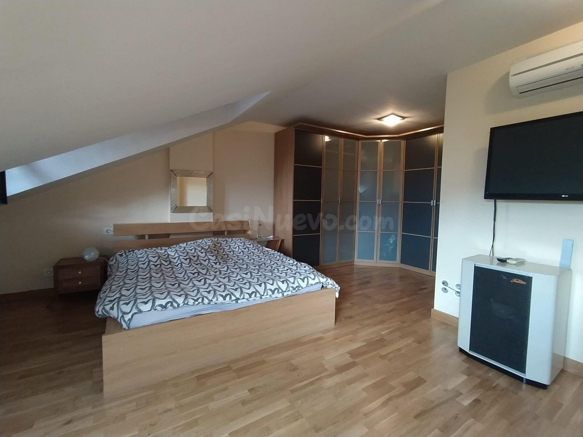 Exclusivo Dúplex de Lujo en la Zona Alta de Ponferrada - foto 5