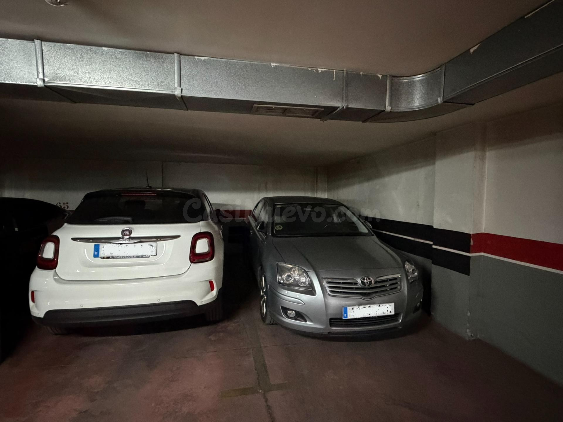 Venta plaza de garaje en el centro de Ponferrada - foto 2