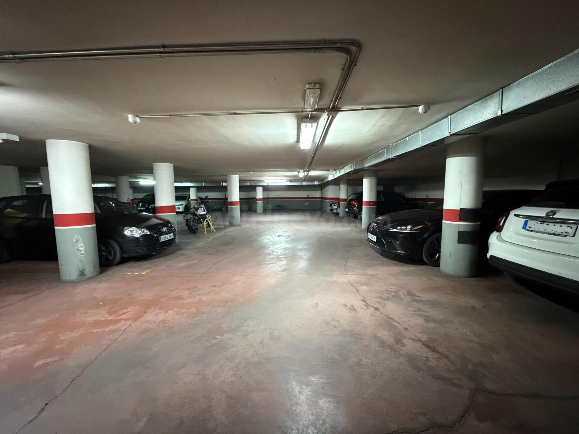 Venta plaza de garaje en el centro de Ponferrada - foto 4