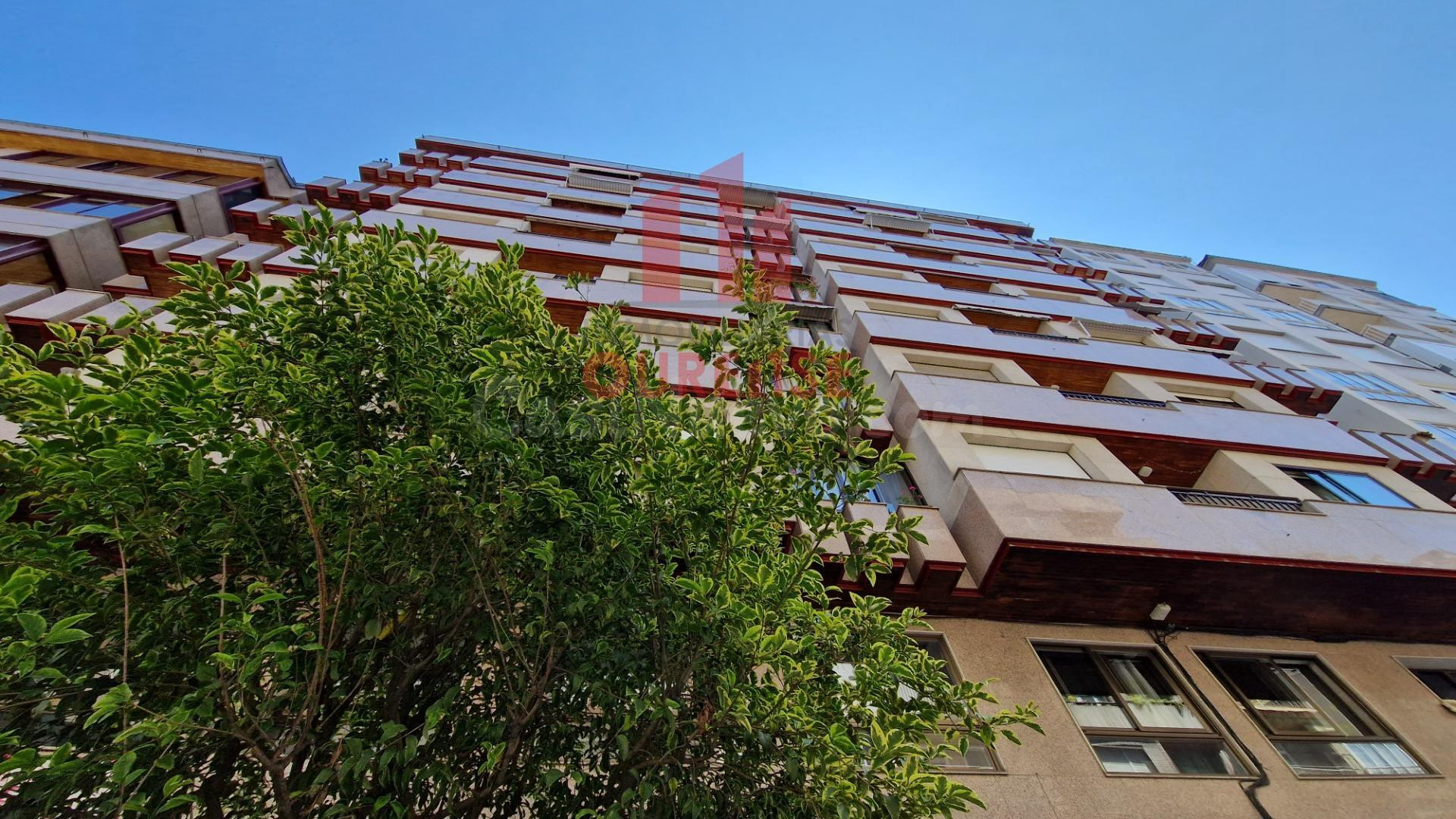 OFICINA PRÓXIMA AL CENTRO DE OURENSE.