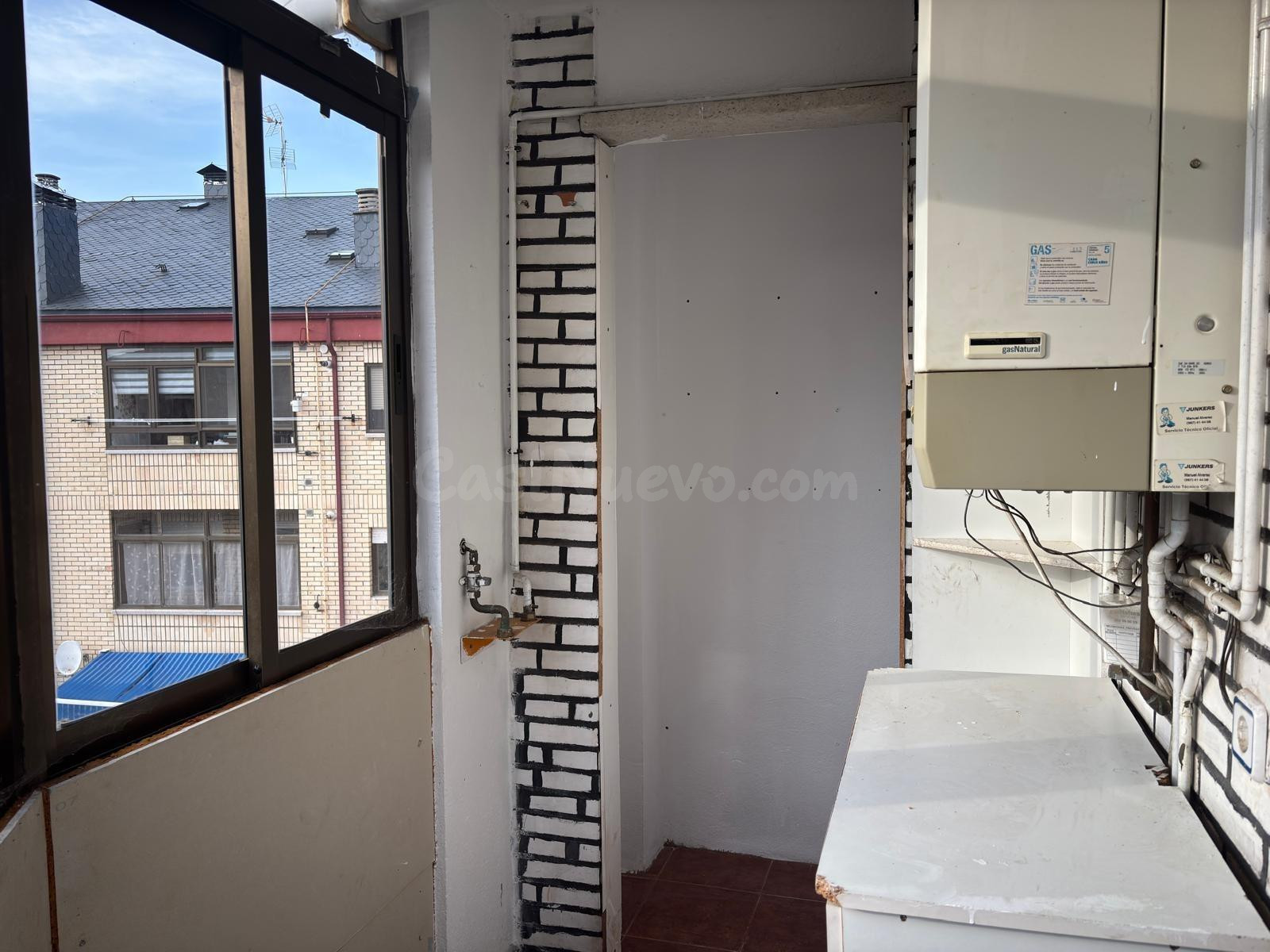VENTA DE PISO CON GARAJE EN BEMBIBRE - foto 4