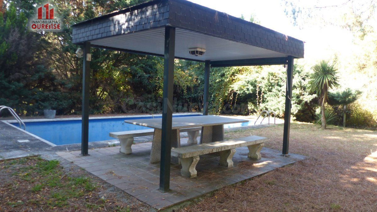 VENTA DE SEÑORIAL CHALET ENLA ZONA DE PIÑOR - foto 3