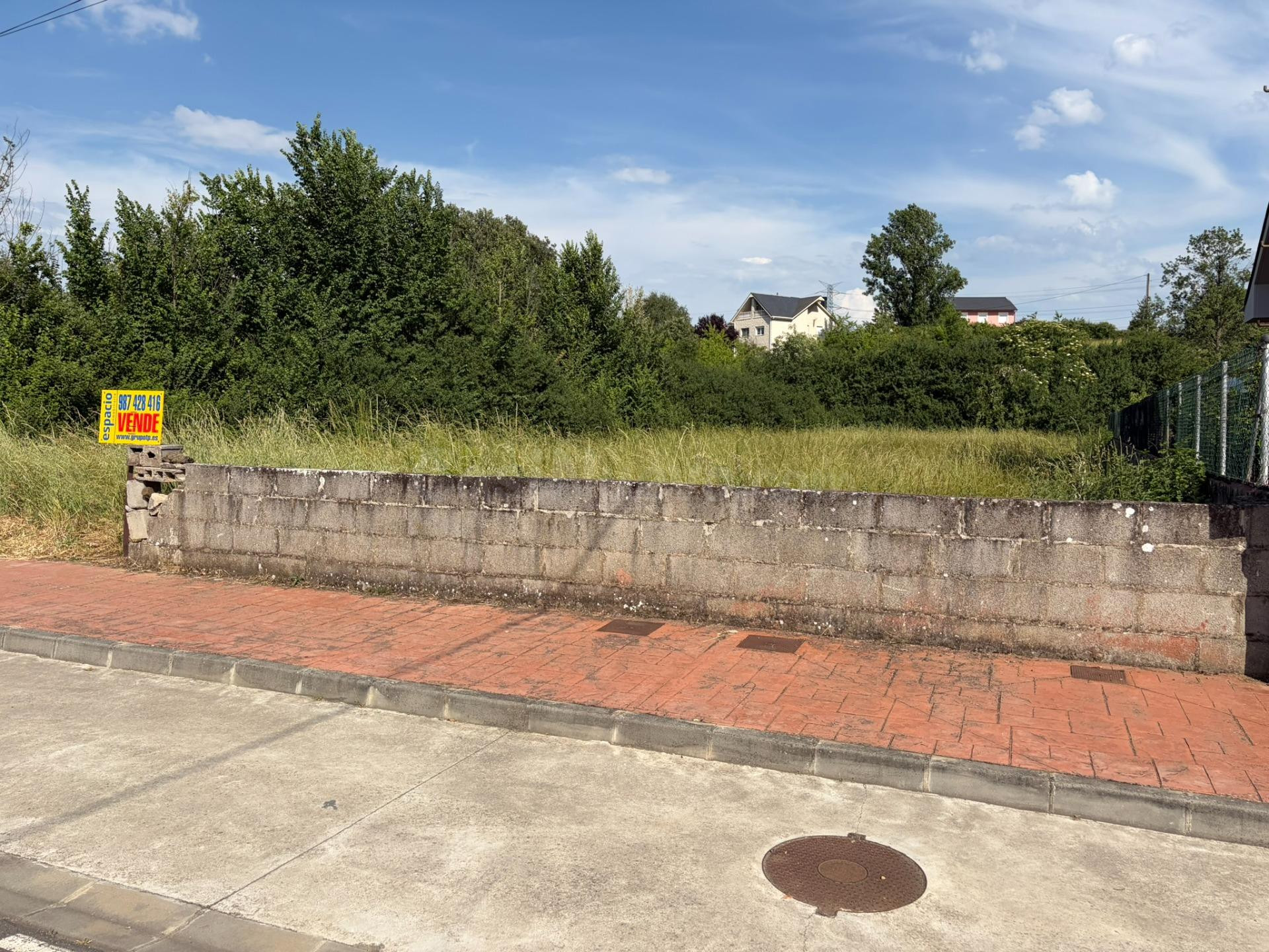 Venta finca urbana en Cubillos del Sil - León