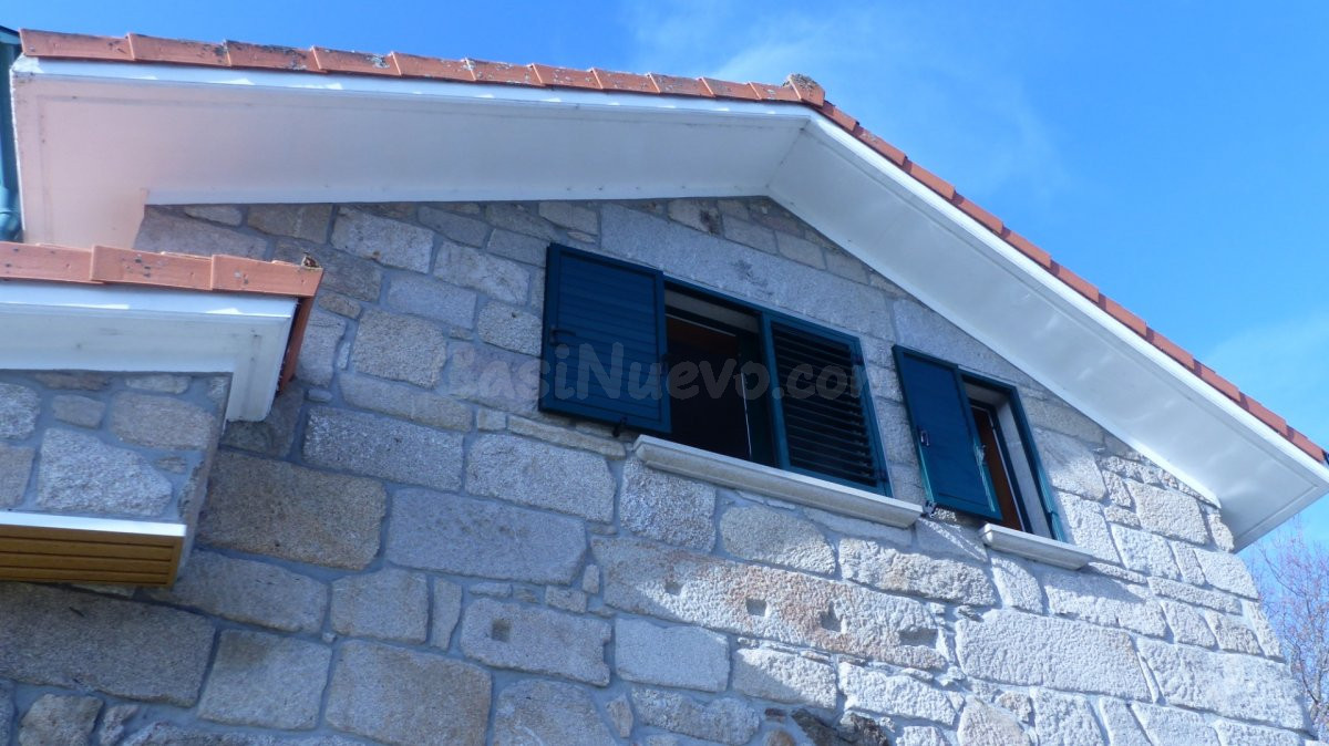 IMPRESIONANTE CONJUNTO DE DOS CHALETS CON CABALLERIZAS EN O CARBALLIÑO - foto 5