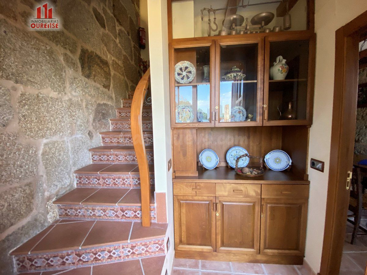 ESPECTACULAR CASA RÚSTICA EN LA ZONA DE CARBALLEDA DE AVIA. - foto 4