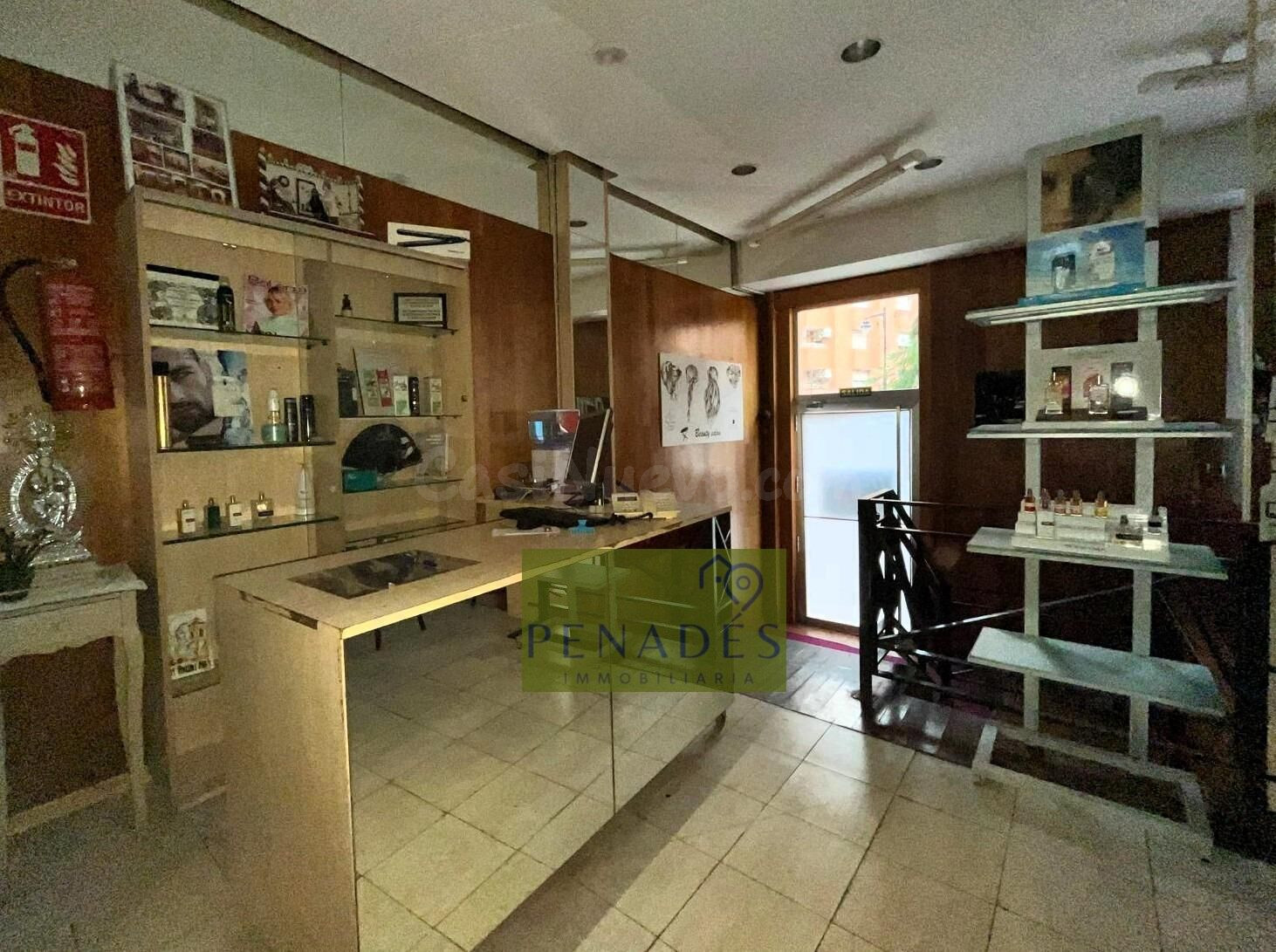 Chaflán a la venta muy bien ubicado