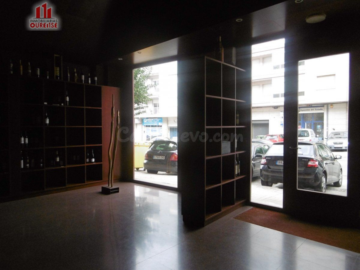 AMPLIO LOCAL COMERCIAL ACONDICIONADO EN LA VALENZÁ. - foto 4