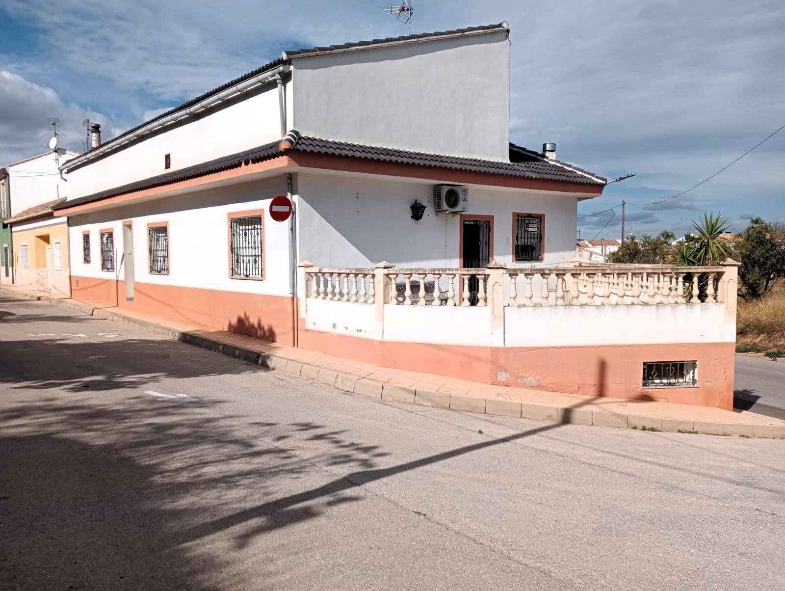 CASA EN FONT LA FIGUERA