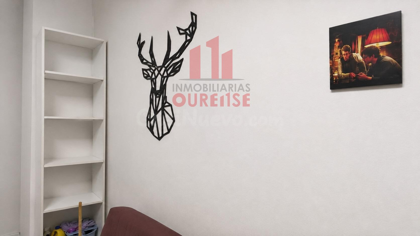 PEQUEÑO LOCAL COMERCIAL SITO EN GALERÍAS CERCANAS A LA CATEDRAL DESTINADO A OFICINA. - foto 3