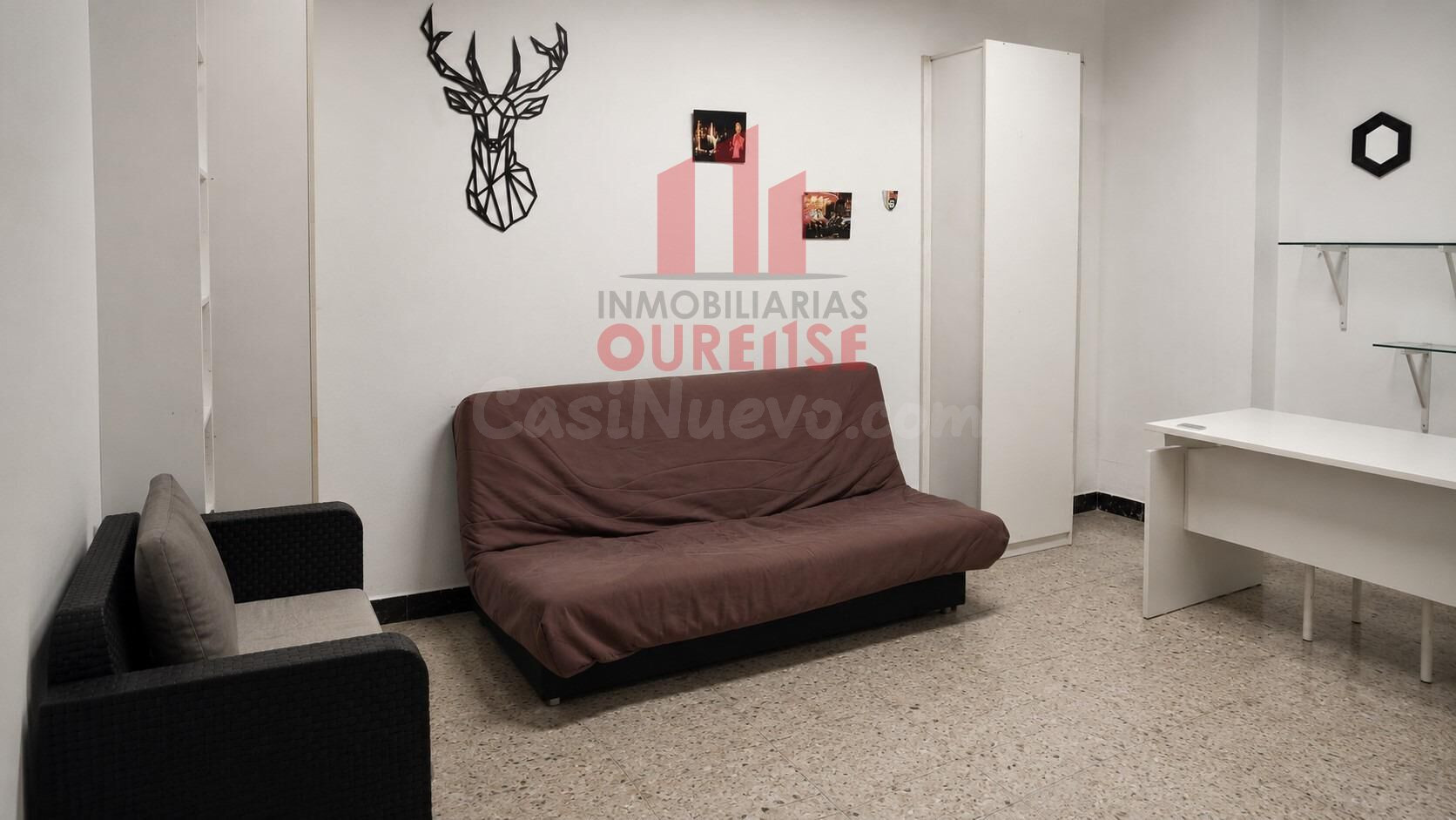 PEQUEÑO LOCAL COMERCIAL SITO EN GALERÍAS CERCANAS A LA CATEDRAL DESTINADO A OFICINA. - foto 4
