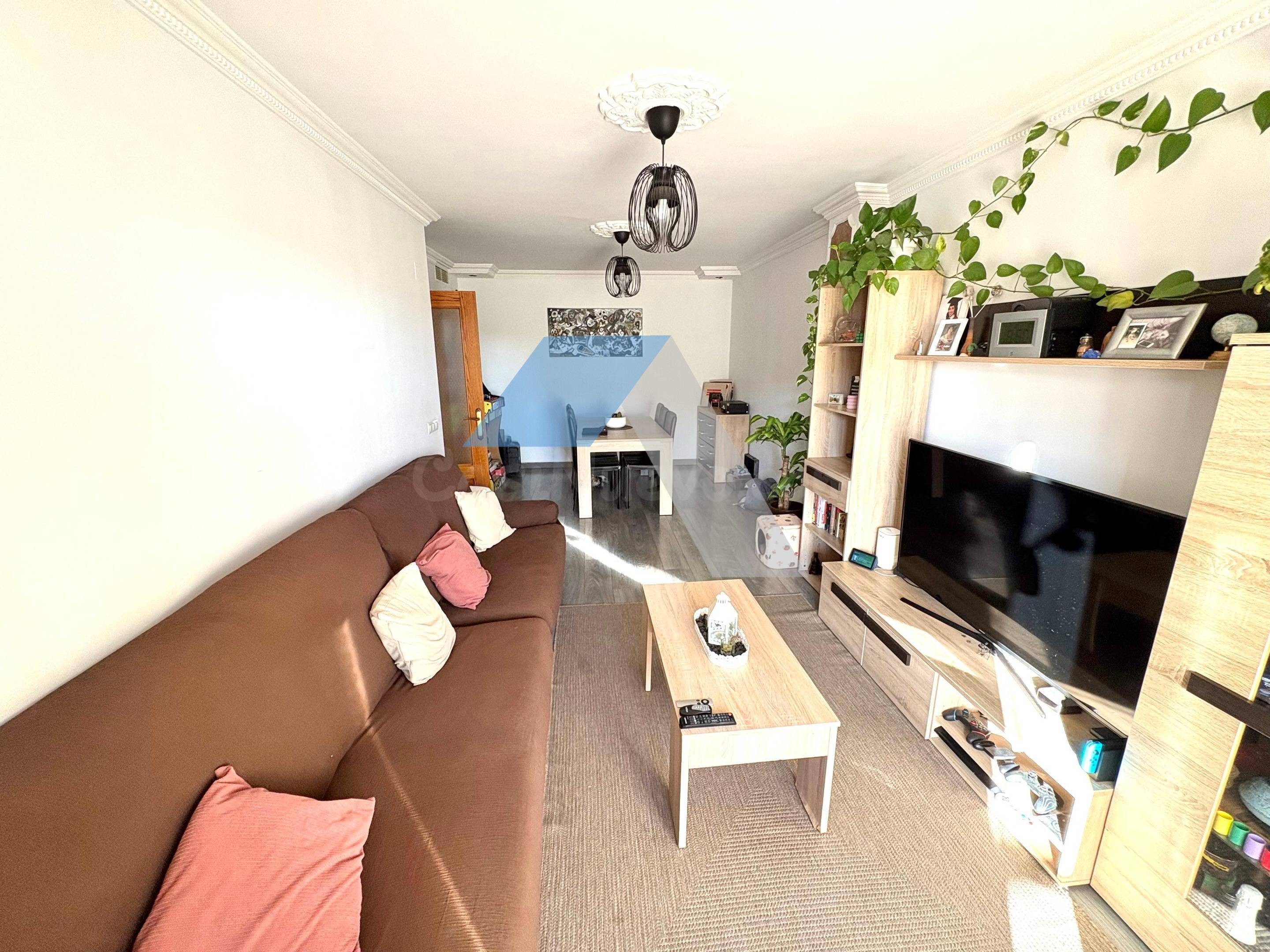 ✨ Vivienda de 2 habitaciones en excelente zona de Lo Torrent | Urbanización con piscina, garaje y trastero