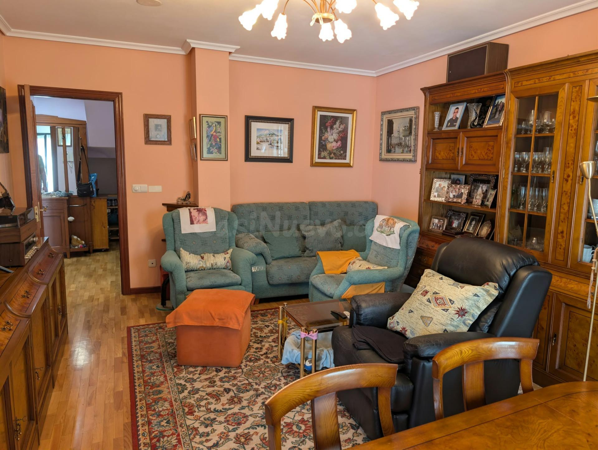 Venta piso en el barrio de los judios en Ponferrada - foto 2