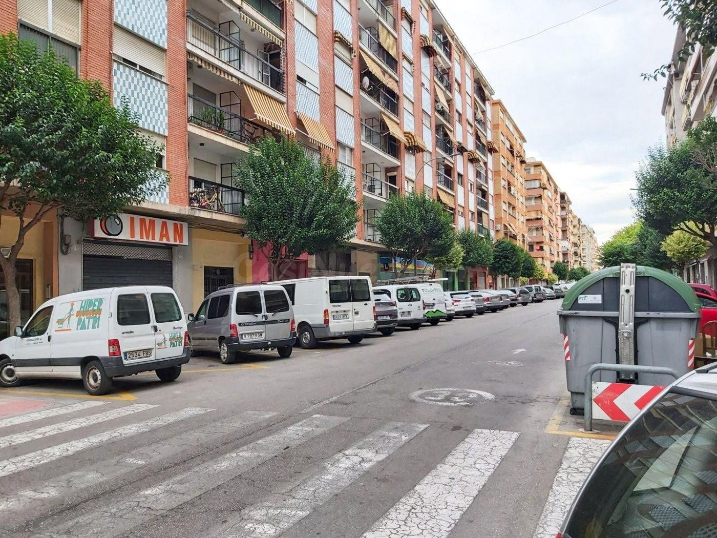 Local comercial de 664 m2 en calle Sant Pere de Gandía - foto 2