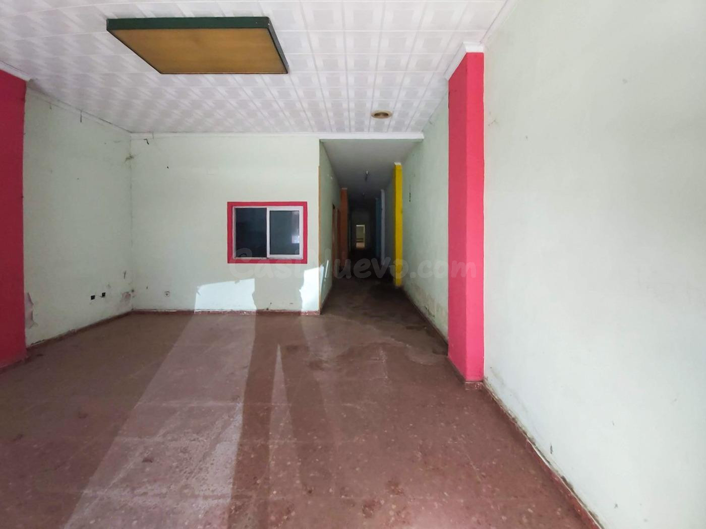 Local comercial de 664 m2 en calle Sant Pere de Gandía - foto 5