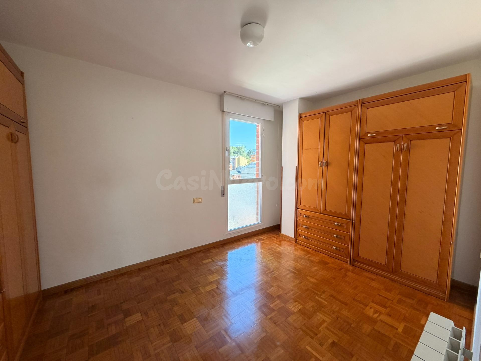 Venta apartamento en la Avda de America de Ponferrada - foto 5