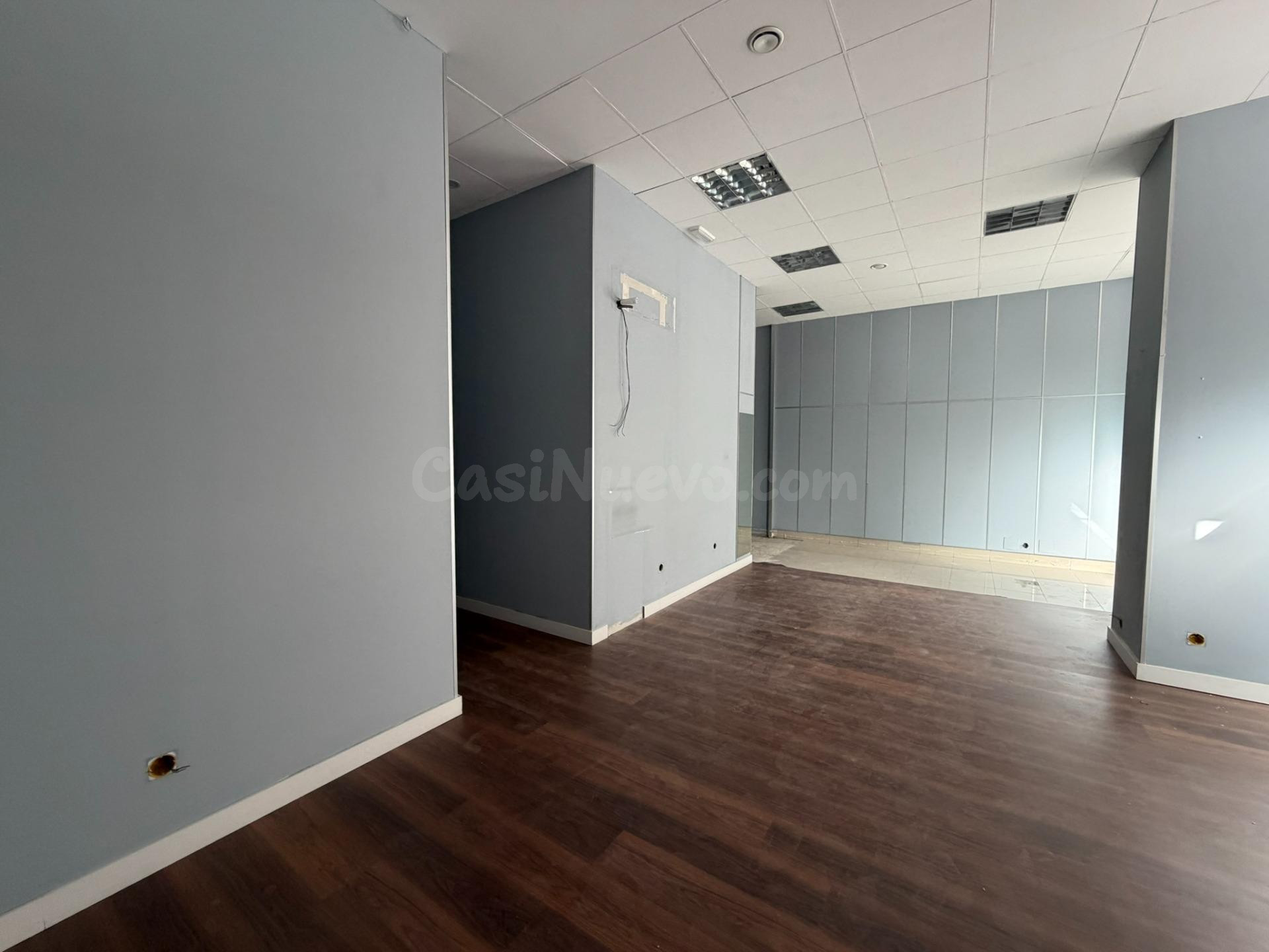 Venta local comercial en Ponferrada zona centro - foto 2