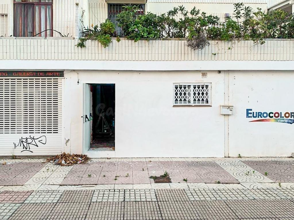 Local COMERCIAL en la playa de Gandia, en C/La Rabida - foto 5