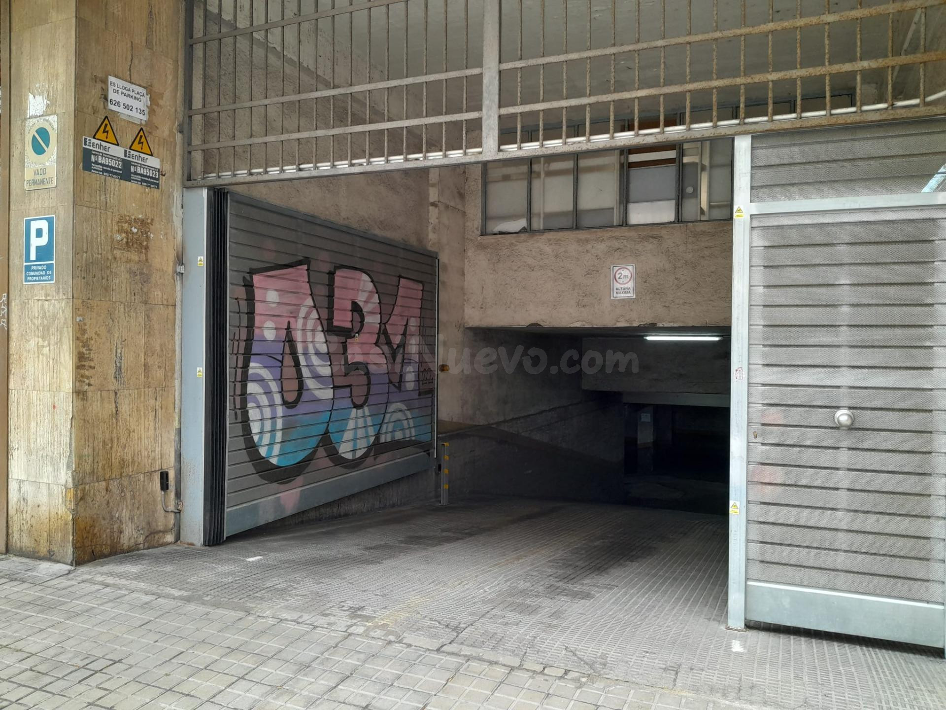 Plaza con muy buen acceso