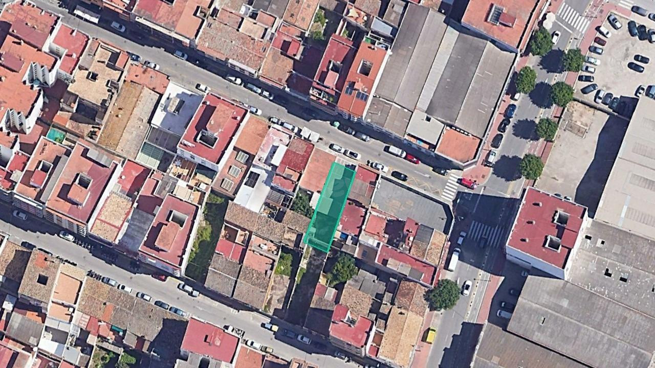 Solar de 173 m2 en Gandía - foto 3