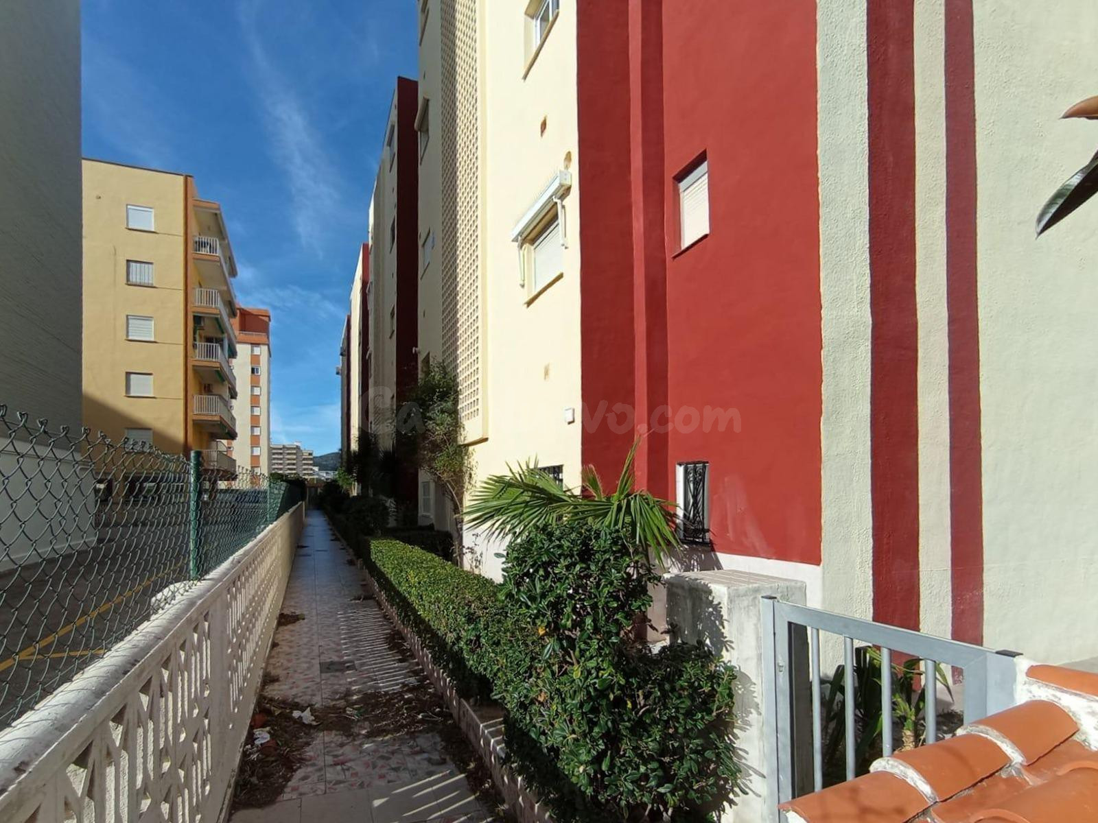 Bonito apartamento en playa de Gandía - foto 3
