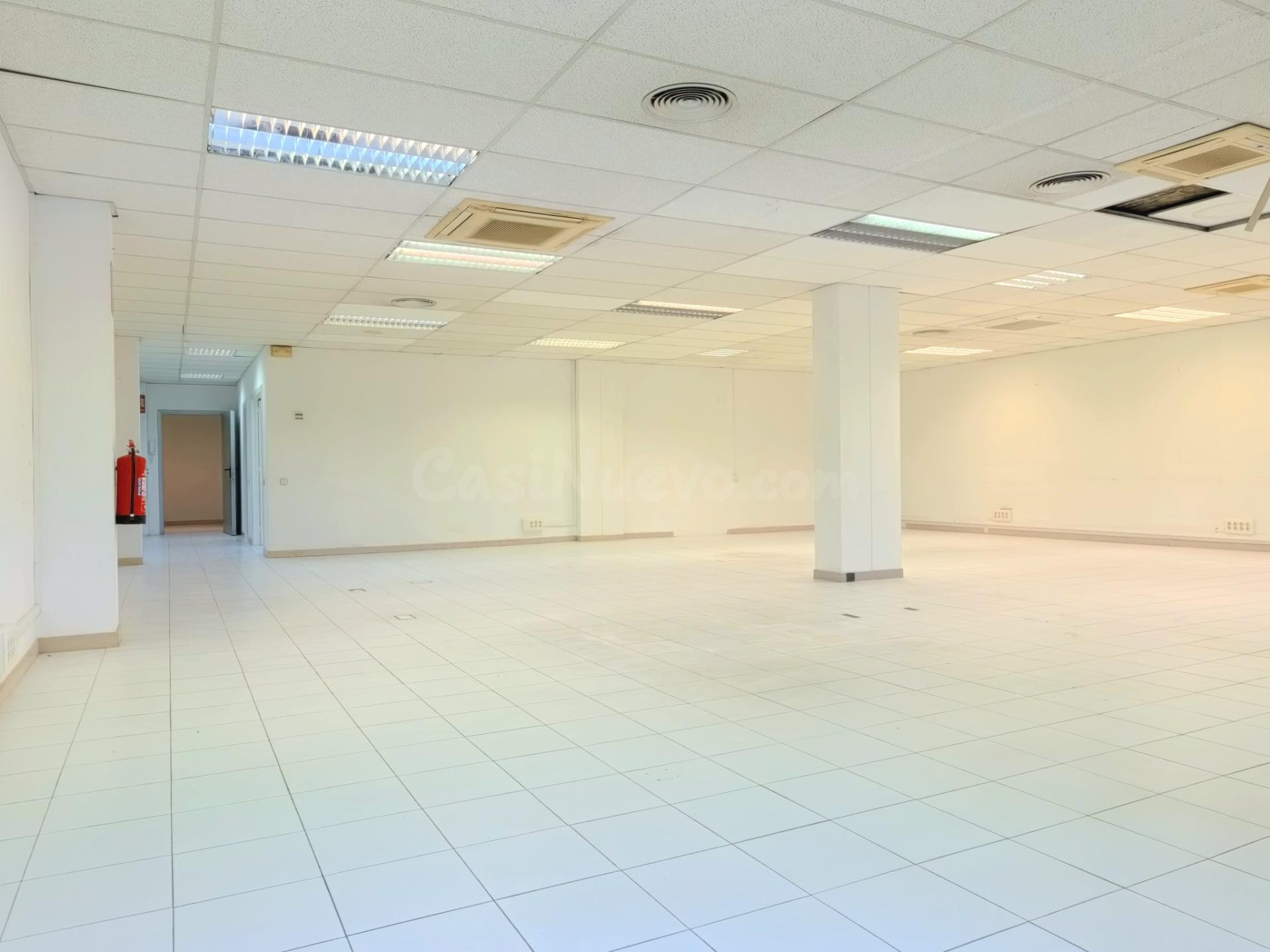 Oficina lista para adaptar en calle Zamora - foto 4